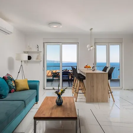 Deluxe Apartment Lara Omis Exterior photo