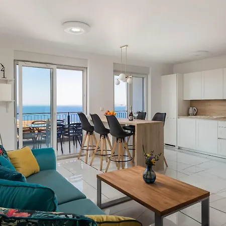 Deluxe Apartment Lara Omis Exterior photo