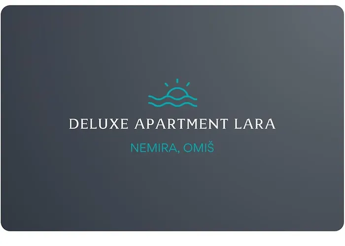 Deluxe Apartment Lara